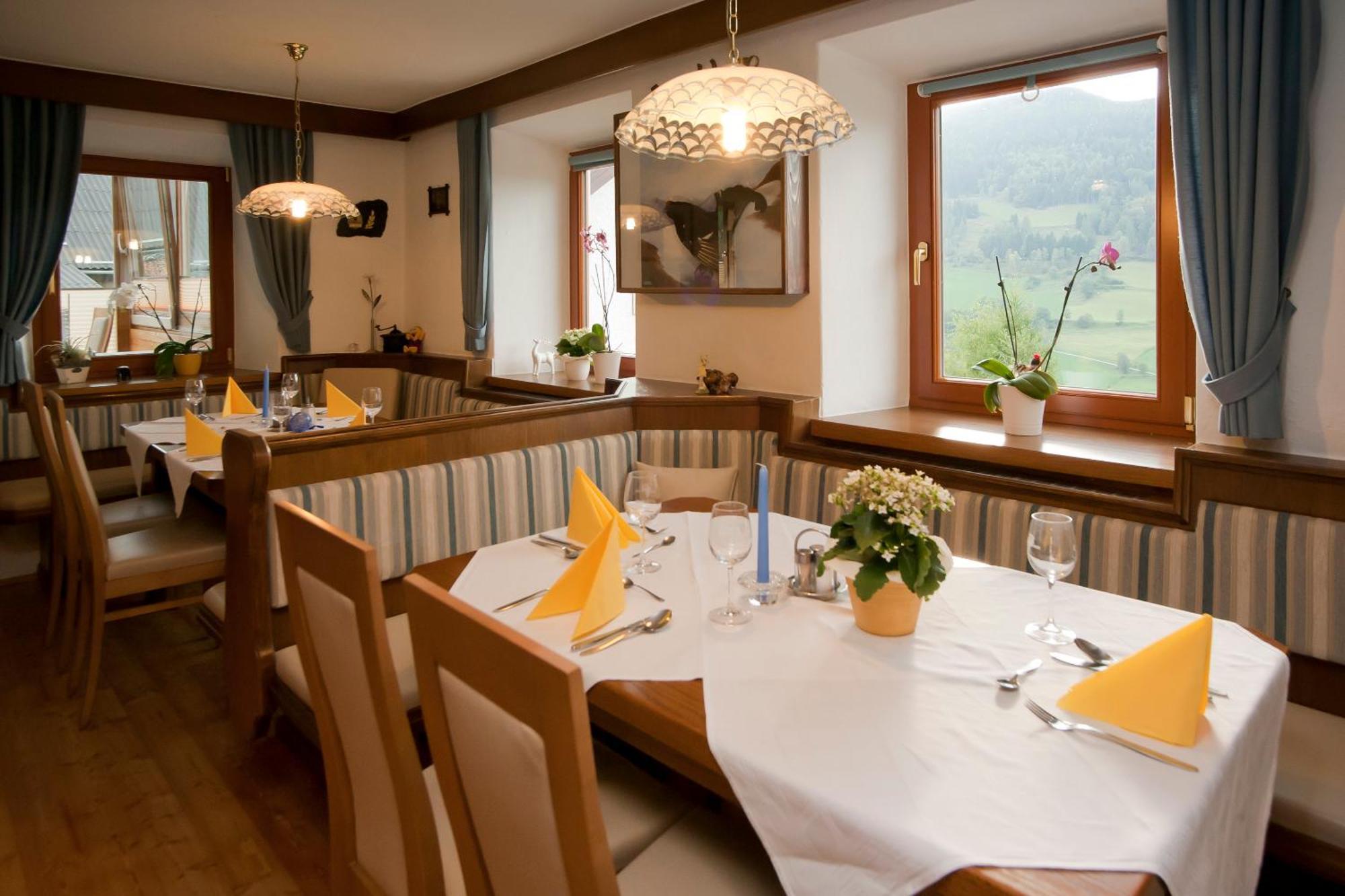 Sportbauernhof - Gasthaus Hochalmblick Айзентраттен Экстерьер фото